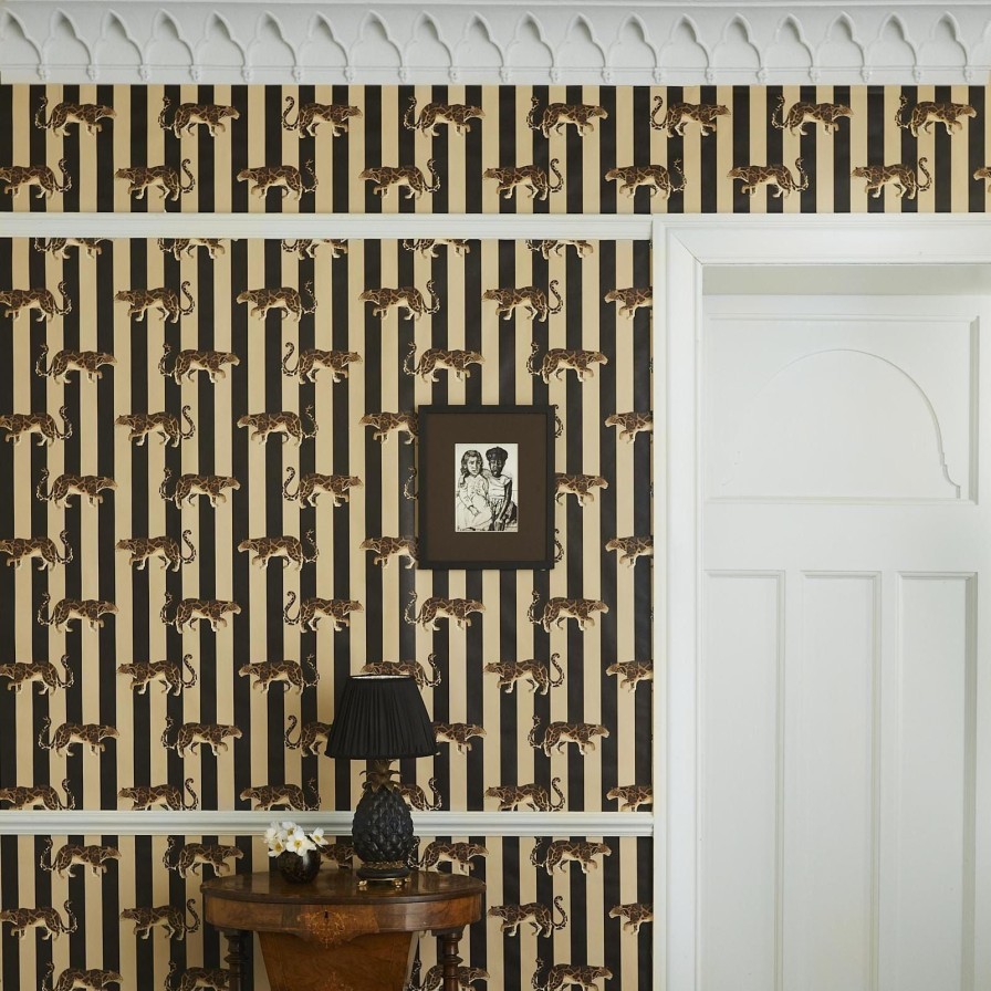 Wallpaper House of Hackney | Prowl Wallpaper-Clay & Black