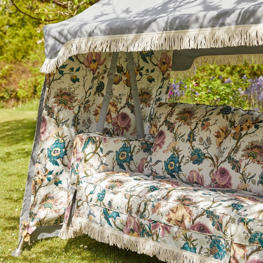 Furnishings House of Hackney Garden Furniture | Odd Old Rocker-Artemis Off-White