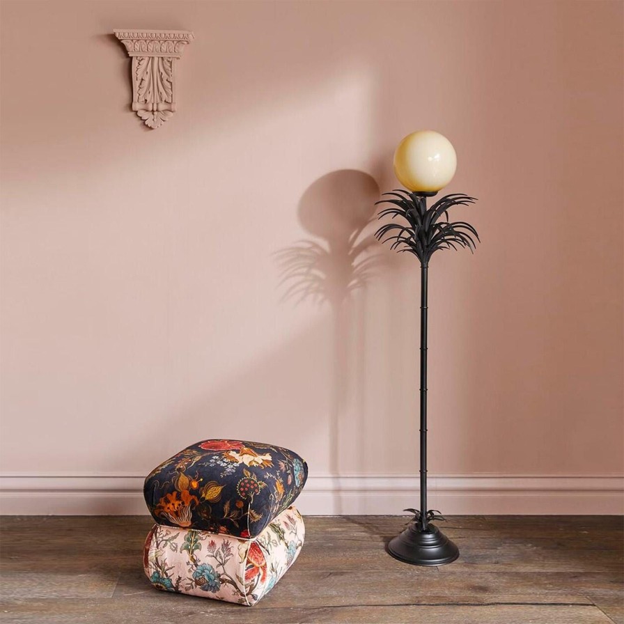 Paint House of Hackney | Astrantia Paint-95
